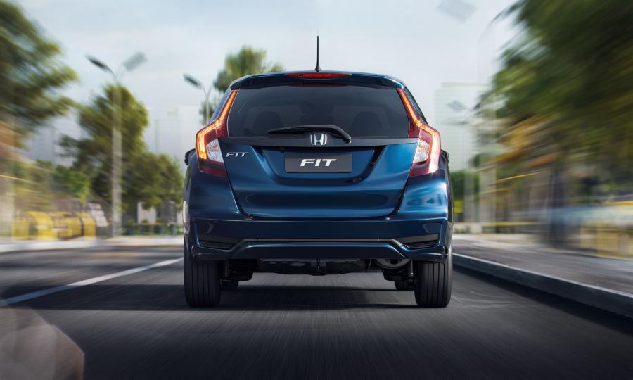  Honda Fit 2017 года  (LA) (фото 6 из 40)